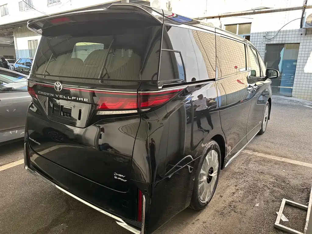 Toyota Vellfire 2024 2.5L Executive