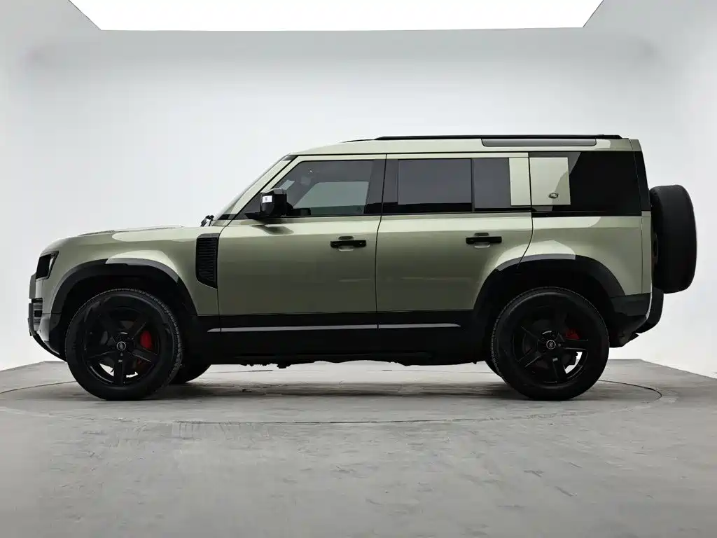 Land Rover Defender — миниатюра 6