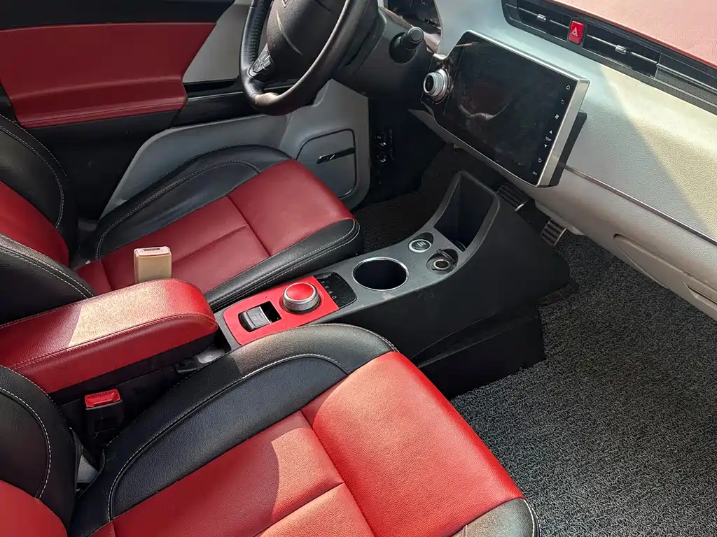 Zotye Zotye E200 — миниатюра 10
