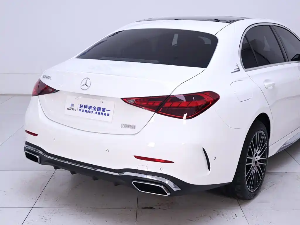 Mercedes-Benz C-Class — миниатюра 8