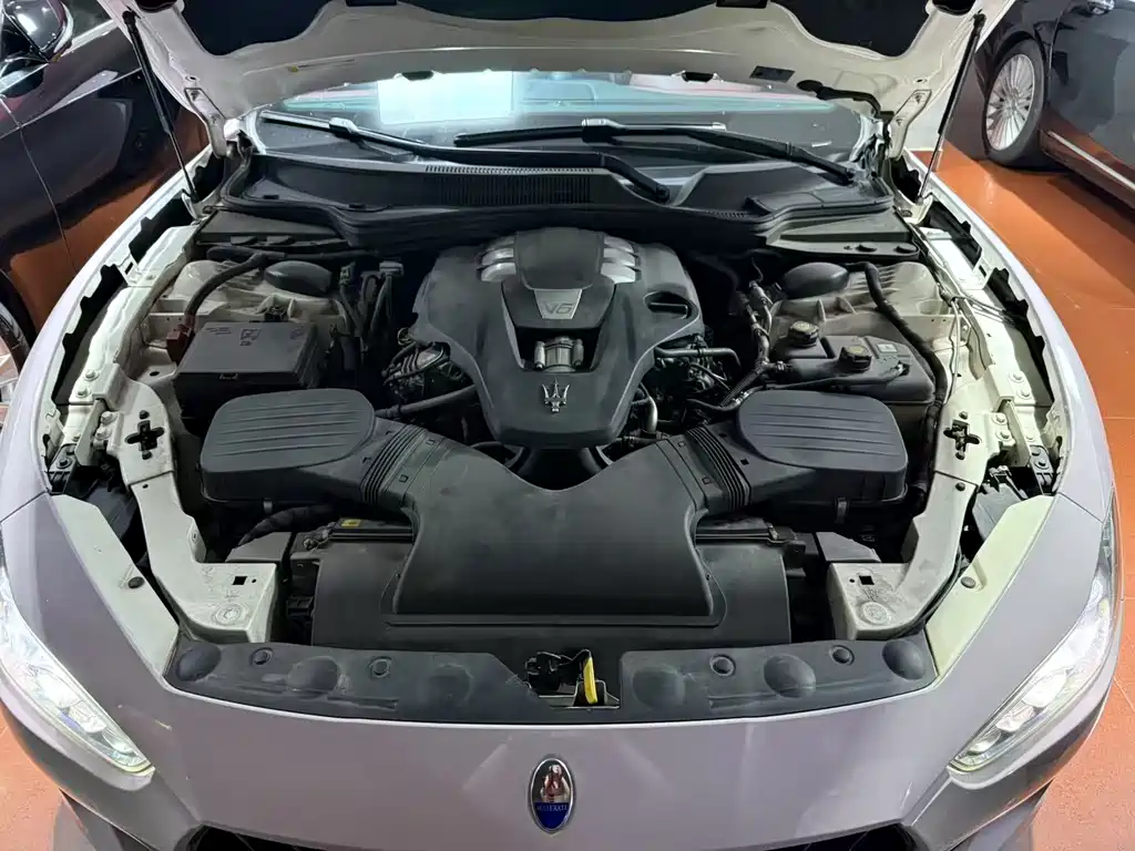 Maserati Ghibli — миниатюра 10