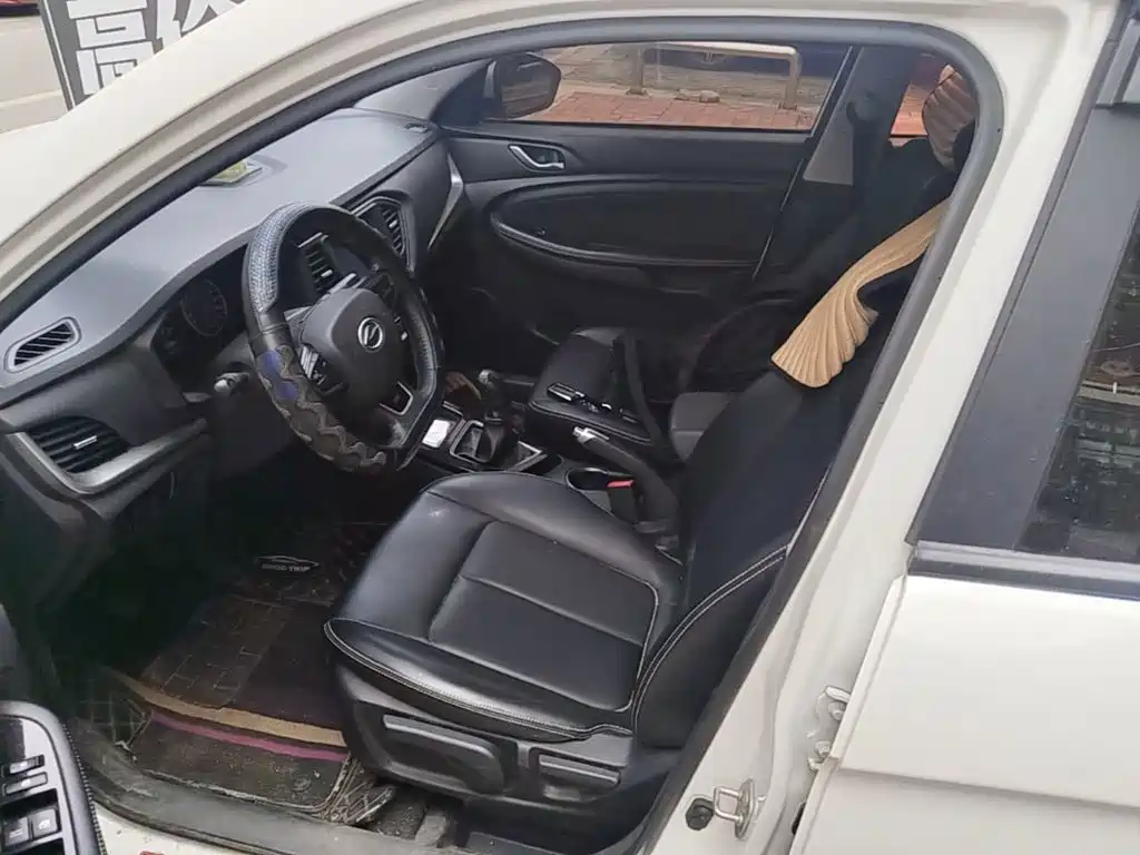 Landwind Landwind X2 — миниатюра 20