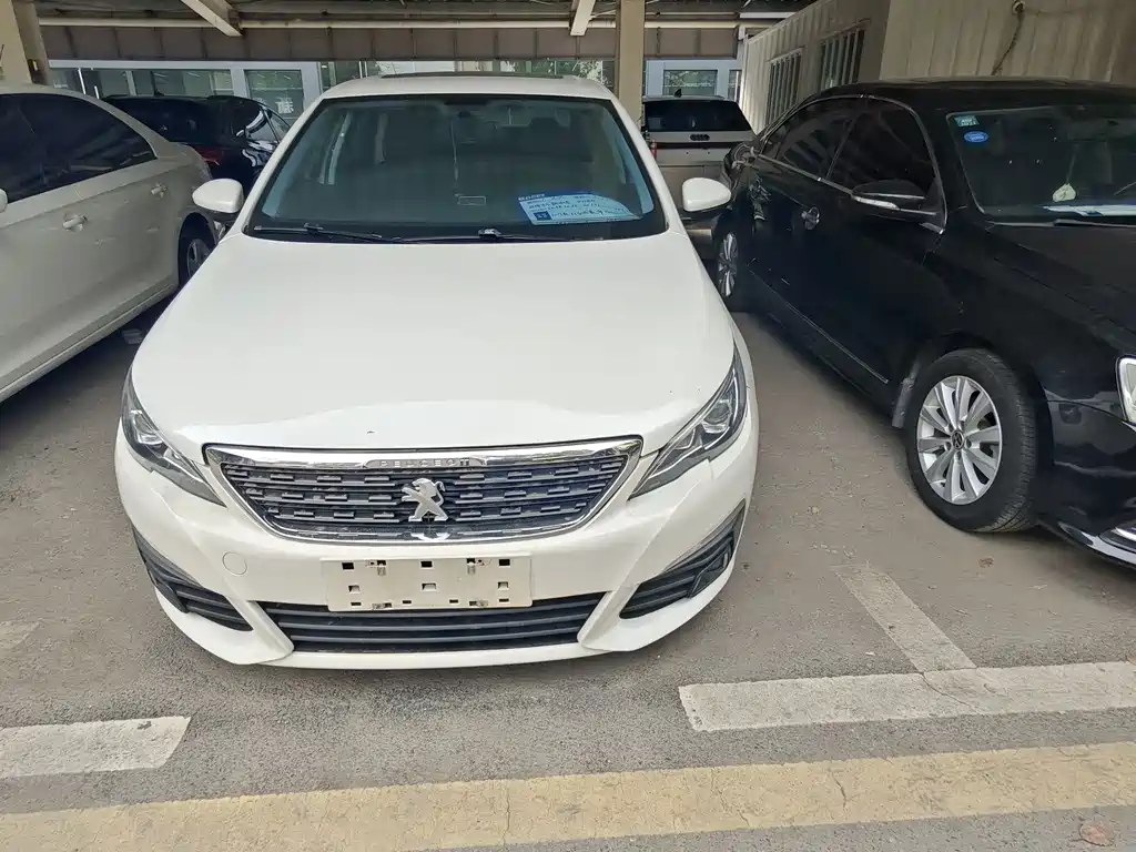 Peugeot 308 — миниатюра 2