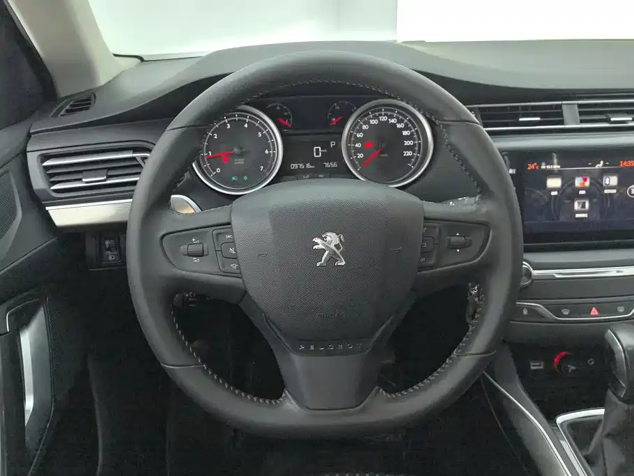 Peugeot 408 — миниатюра 14