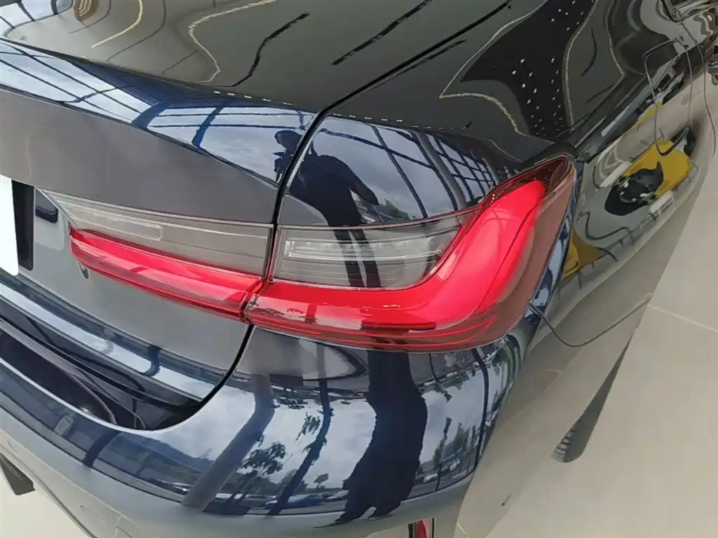 BMW 3 Series 3 2025 330Li M Sport
