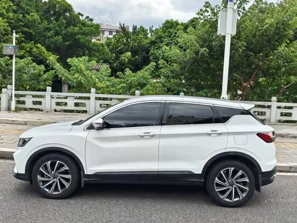 Geely Binyue — миниатюра 2