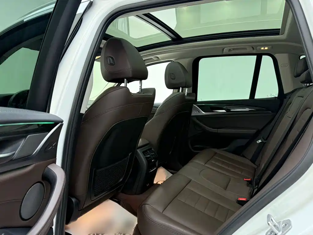 BMW X3 — миниатюра 6