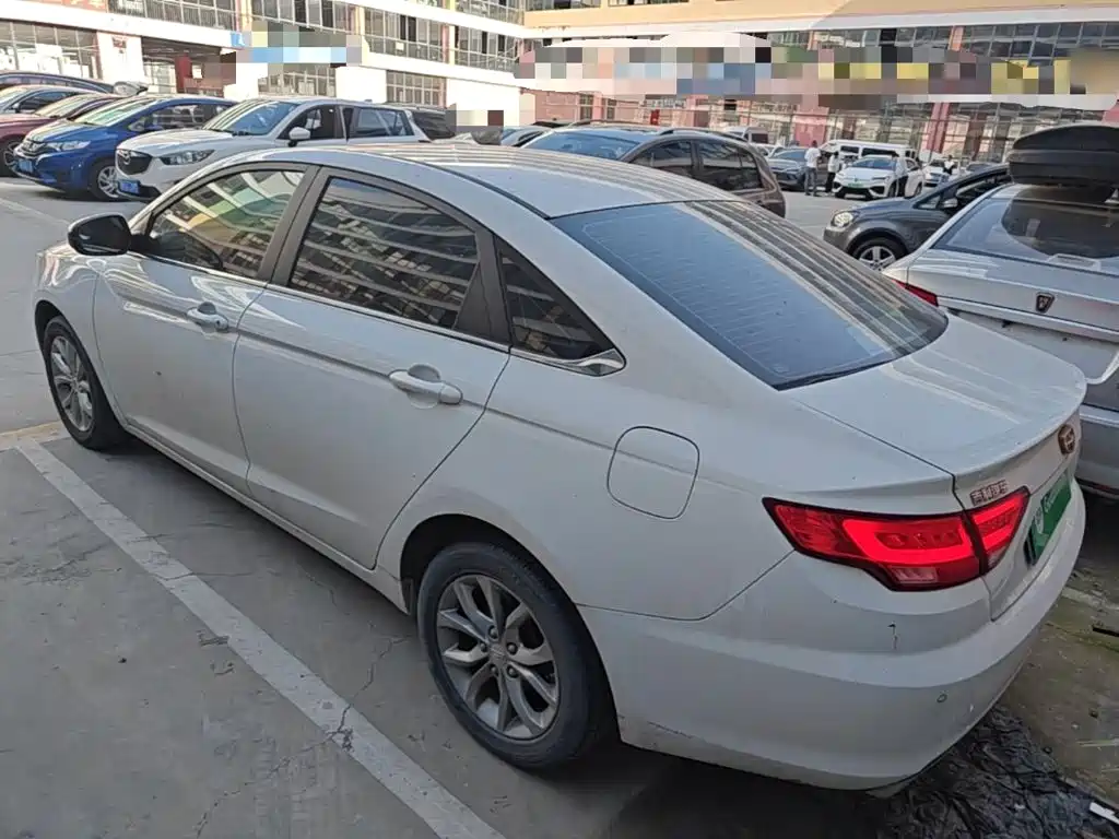Geely Emgrand GL — миниатюра 5