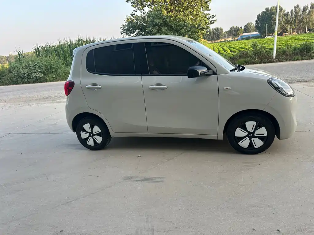 Wuling MINIEV — миниатюра 5