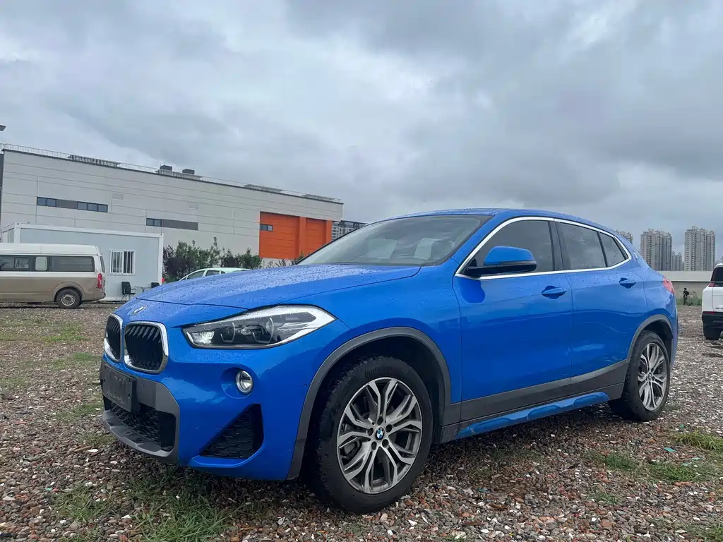 BMW X2 (Import)