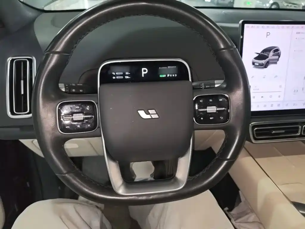 Li Auto Li L8 — миниатюра 11