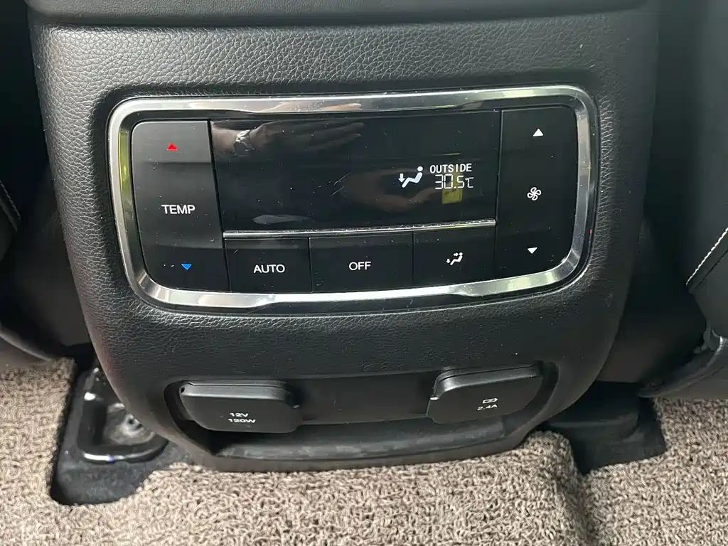 GAC Motor Trumpchi GS8 — миниатюра 10