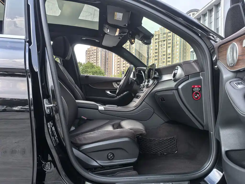 Mercedes-Benz GLC — миниатюра 11