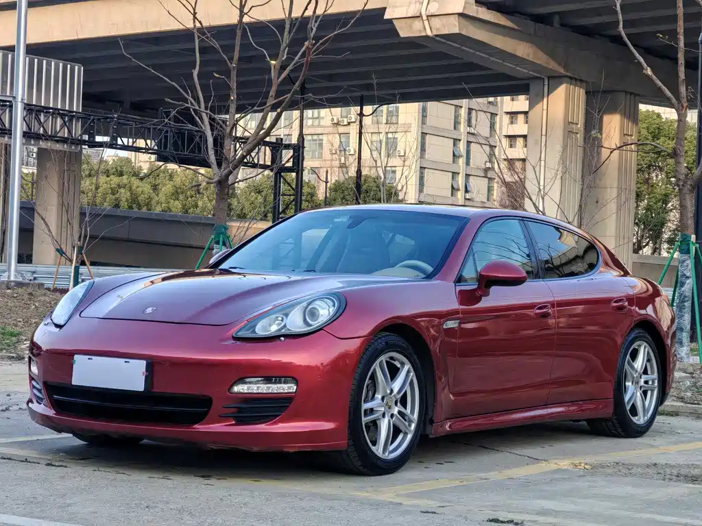 Porsche Panamera 2012