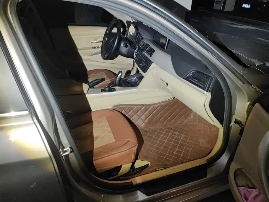 BMW 3 Series — миниатюра 8