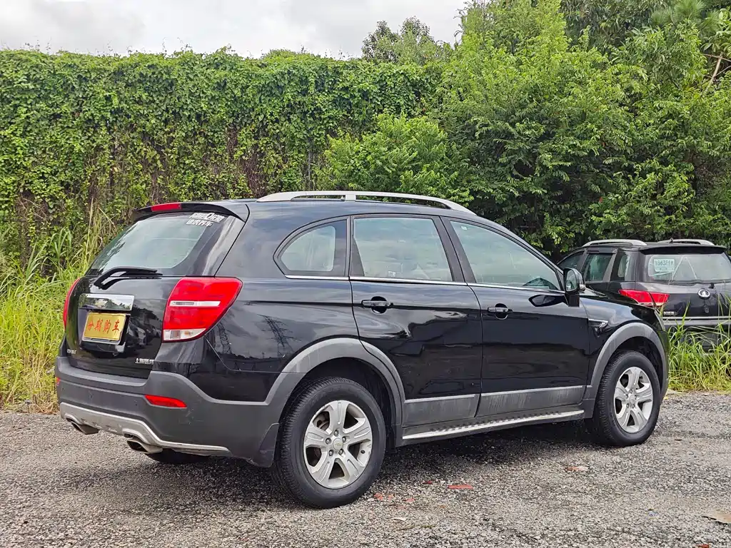 Chevrolet Captiva — миниатюра 4