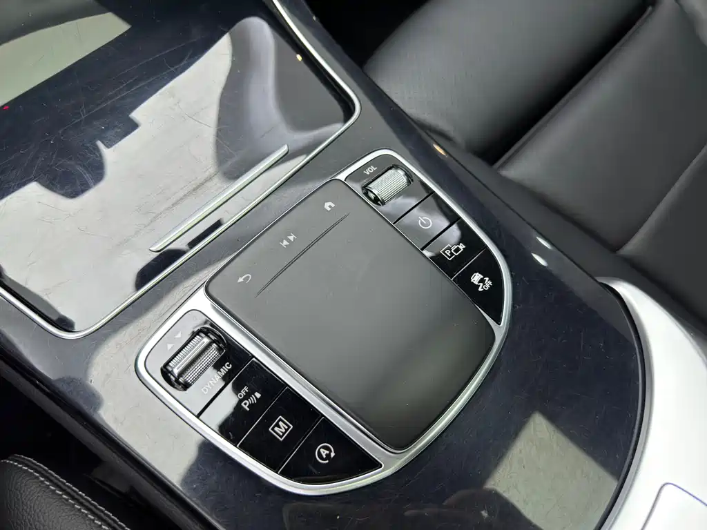 MERCEDES-BENZ GLC COUPE