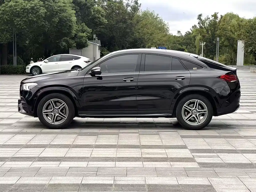 Mercedes-Benz GLE Coupe — миниатюра 4