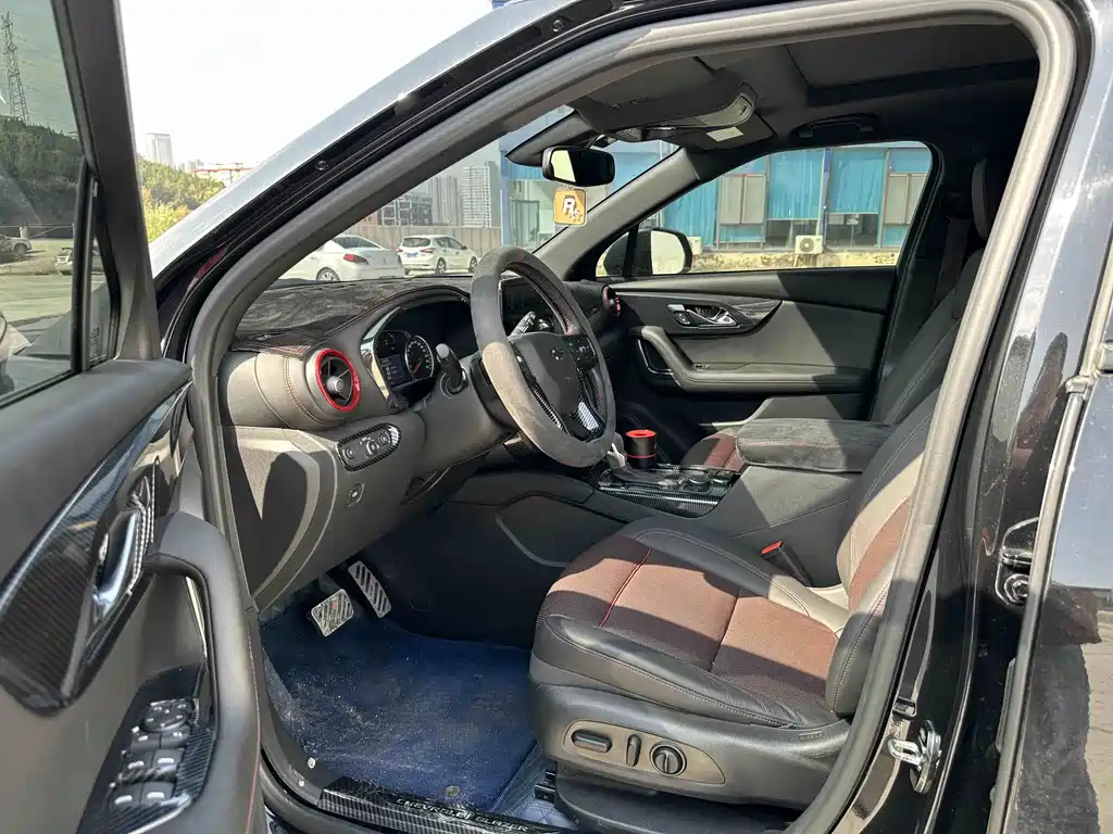 Chevrolet Blazer — миниатюра 4