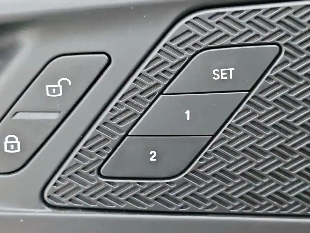 BMW X1 — миниатюра 14