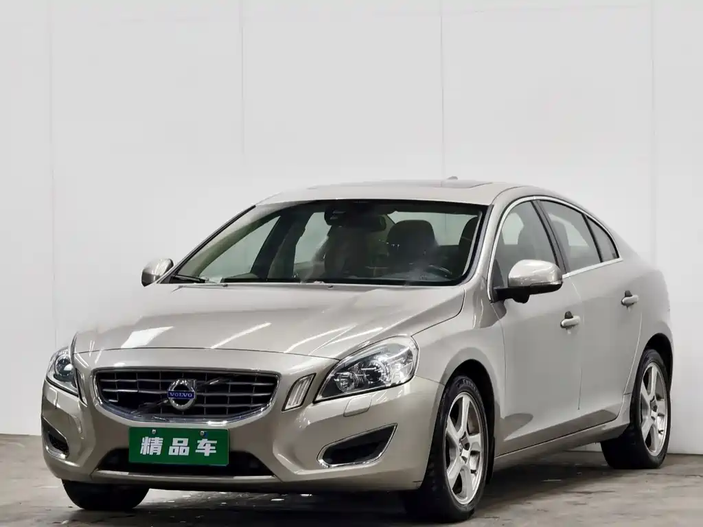 Купить Volvo S60 (Import)