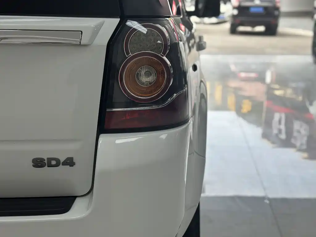 Land Rover Freelander 2 — миниатюра 12