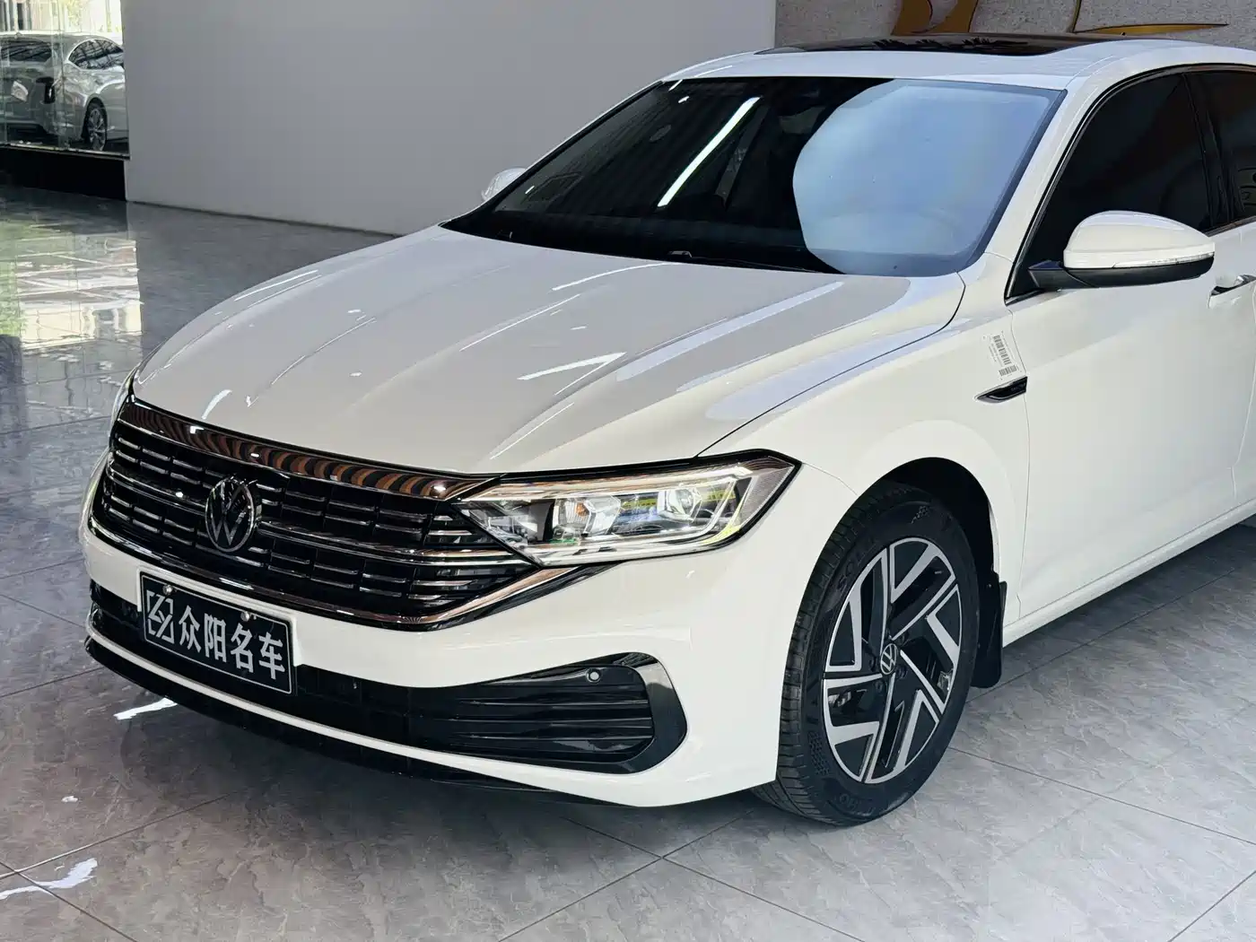 Volkswagen Sagitar