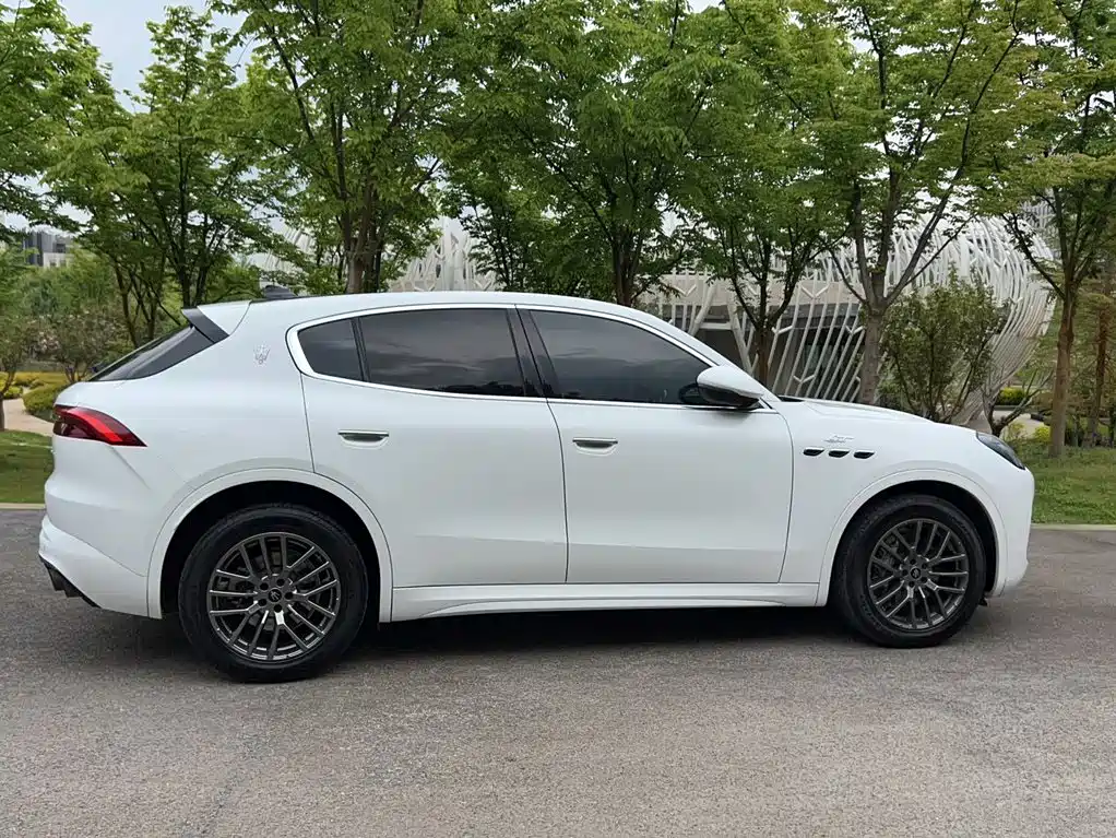 Maserati Grecale — миниатюра 10