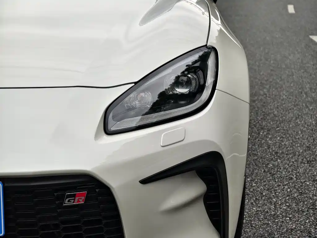 Toyota 86 — миниатюра 8