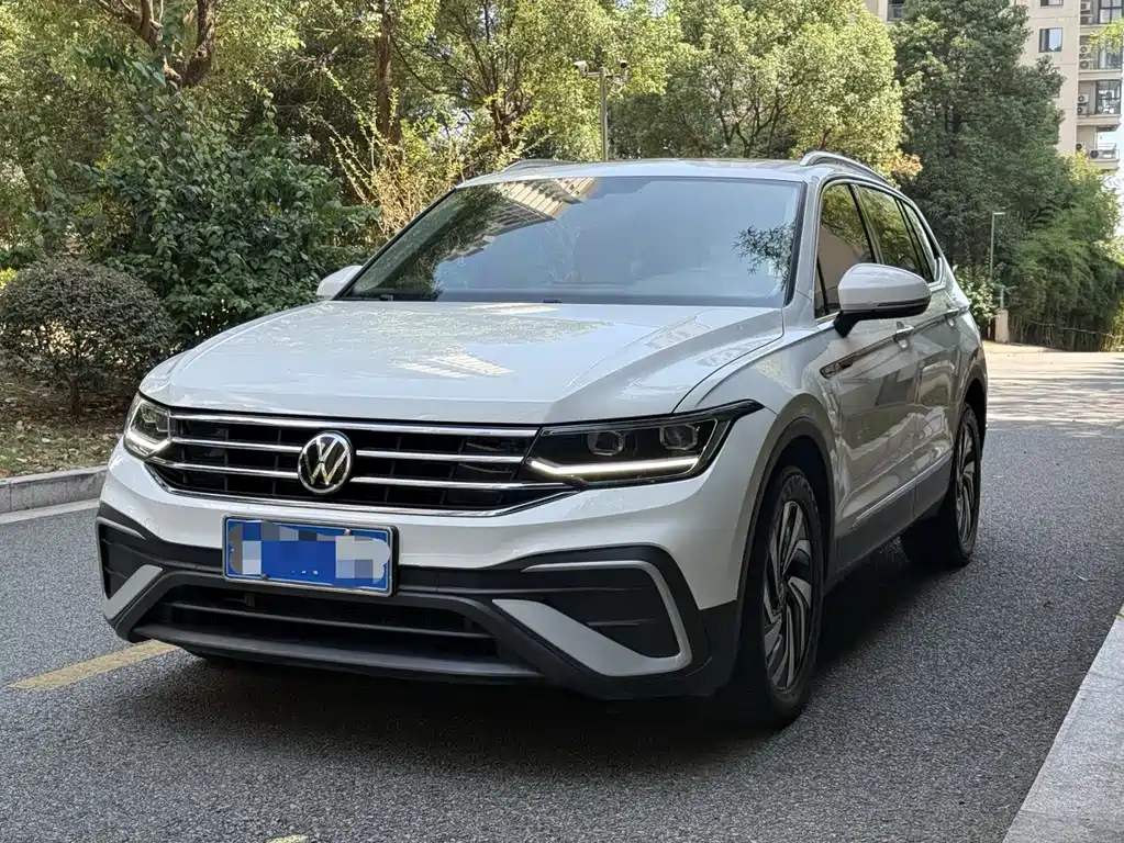 Volkswagen Tiguan L 2022