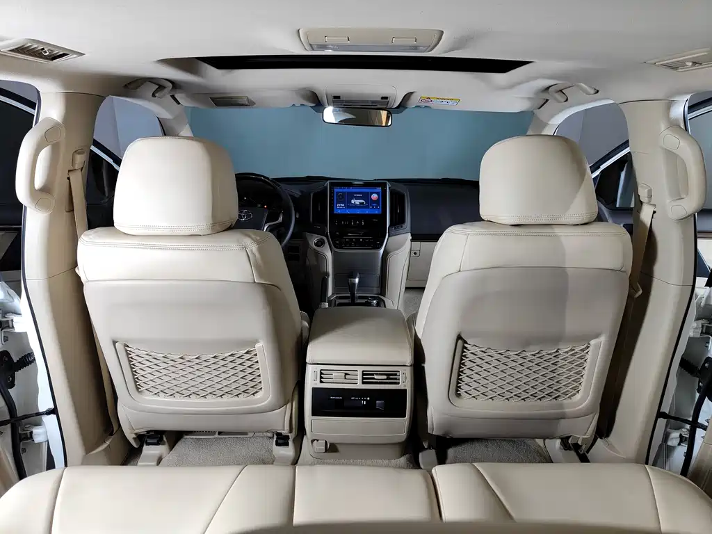 Toyota Land Cruiser 2020 4.0L AT