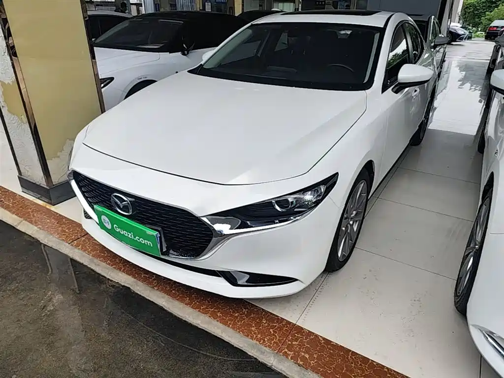 Mazda 3 Axela 2020