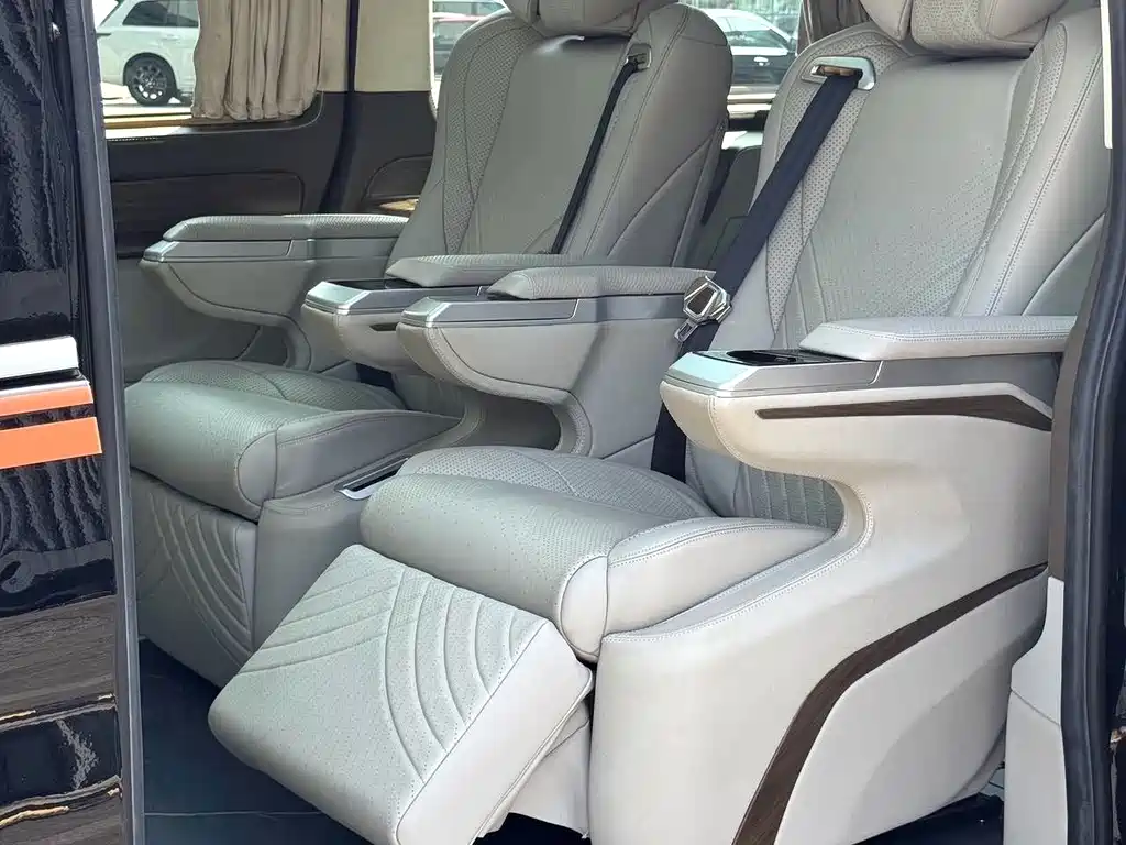 Mercedes-Benz Vito — миниатюра 7