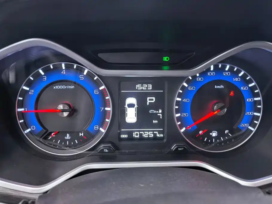 Geely Vision X3 — миниатюра 14