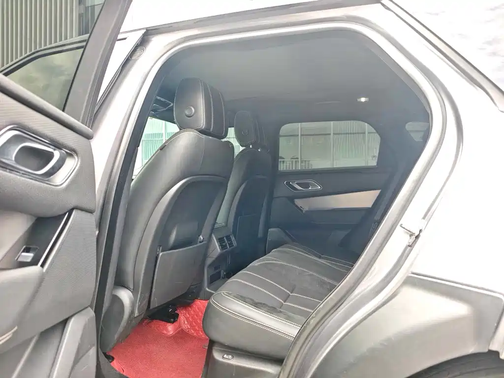 Land Rover Velar — миниатюра 11