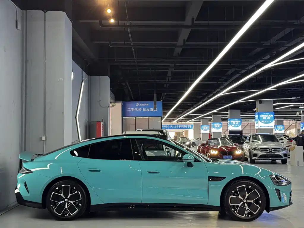 XIAOMI CAR XIAOMI SU7