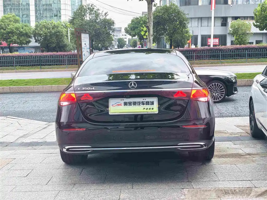 Mercedes-Benz E-Class New Energy — миниатюра 9