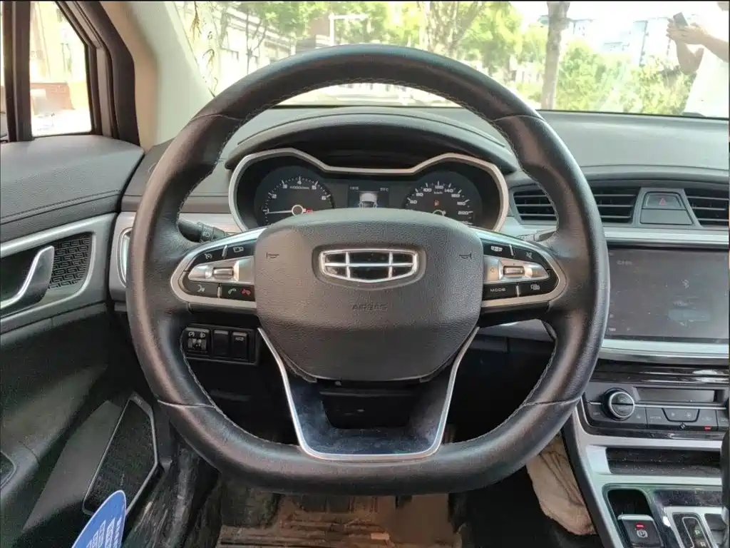 Geely Emgrand GS — миниатюра 14
