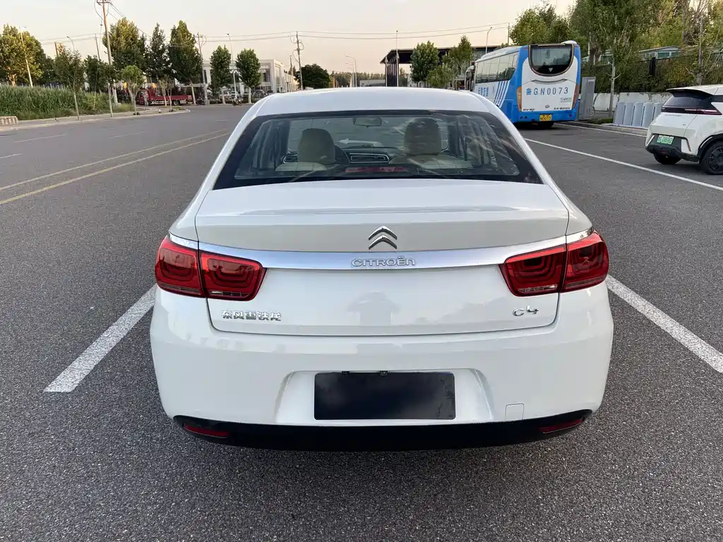 Citroen C4 — миниатюра 5