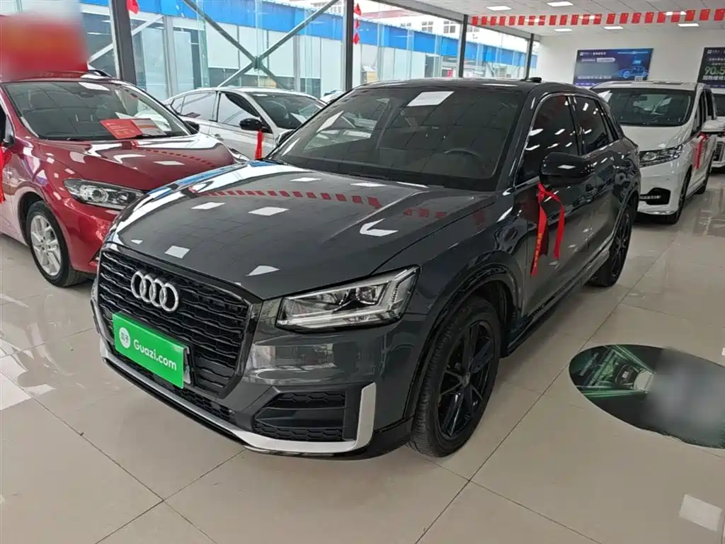 Audi Q2L 2020