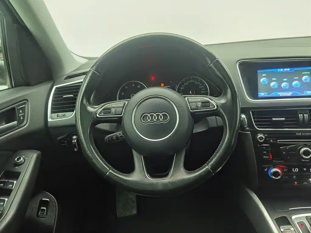 Audi Q5 — миниатюра 11
