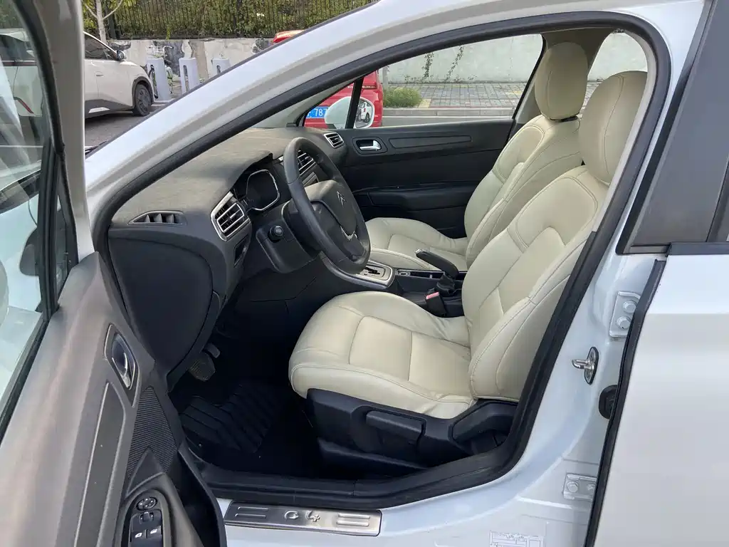 Citroen C4 — миниатюра 7