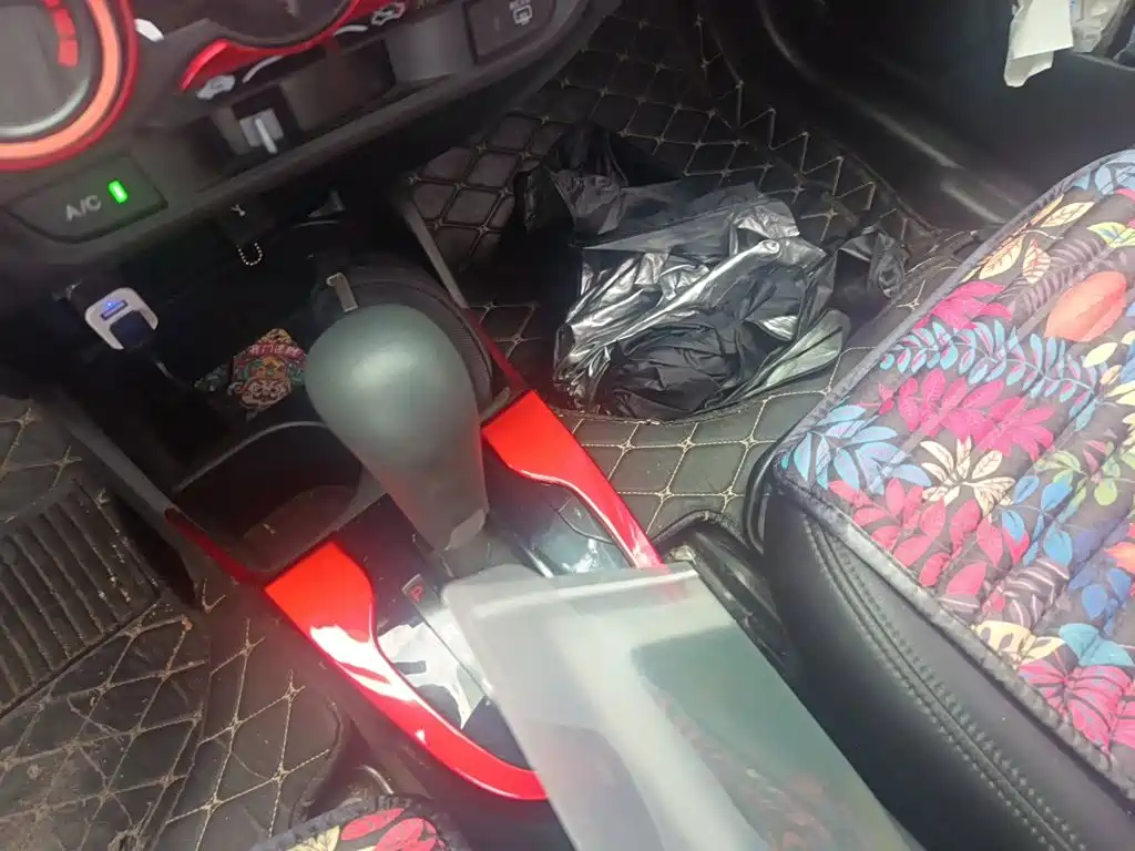 Honda Fit — миниатюра 10