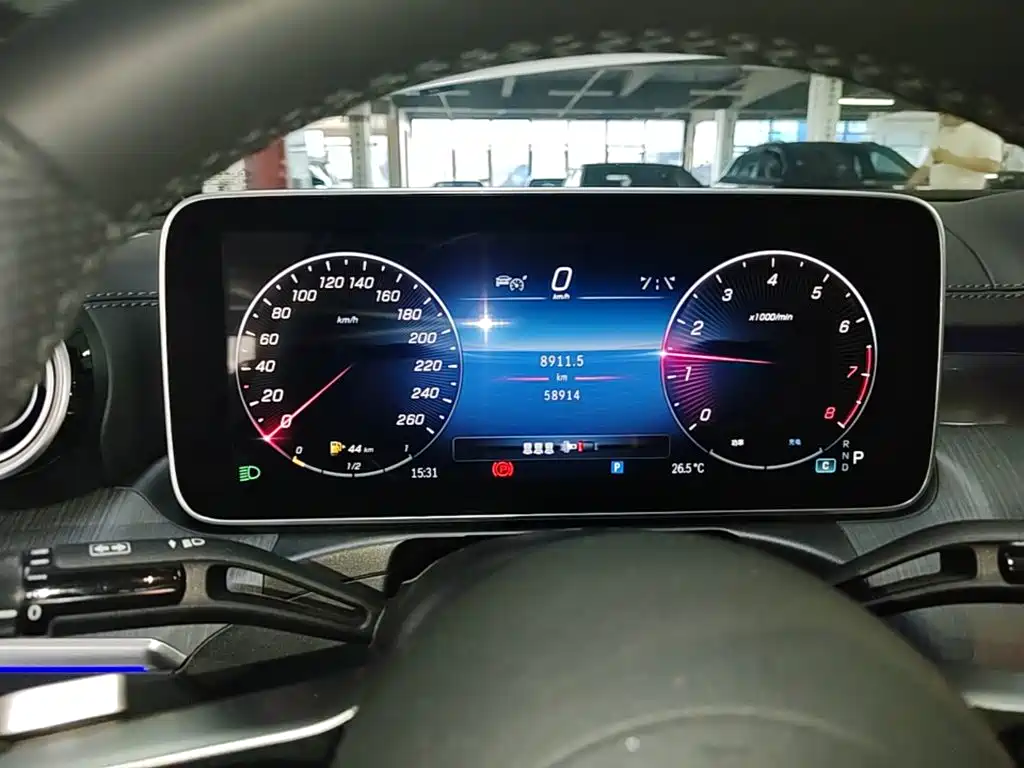 Mercedes-Benz C-Class — миниатюра 12