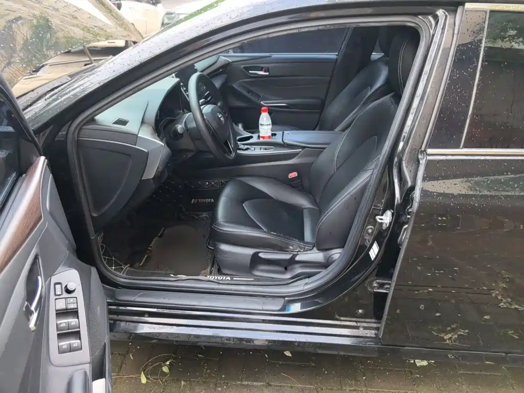 Toyota Avalon — миниатюра 16