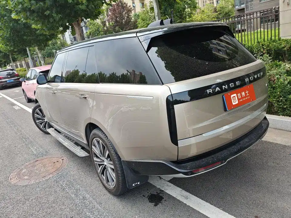 Land Rover Range Rover — миниатюра 7