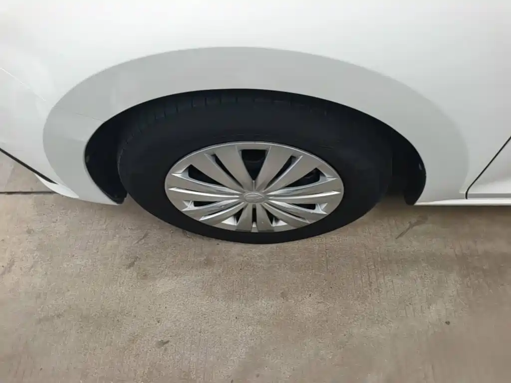 Volkswagen Santana — миниатюра 23