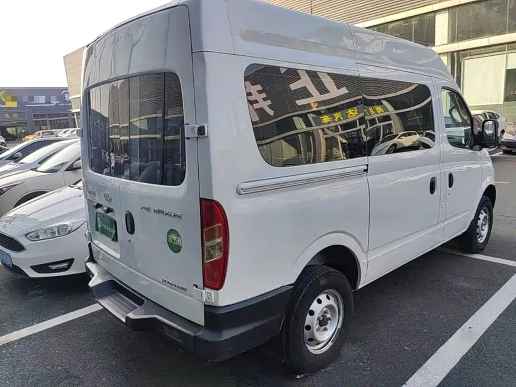 MAXUS V80 — миниатюра 7