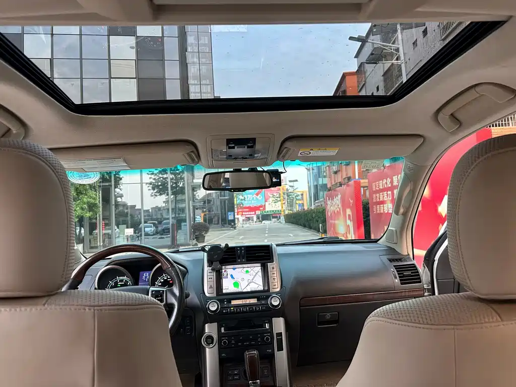 Toyota Prado — миниатюра 8
