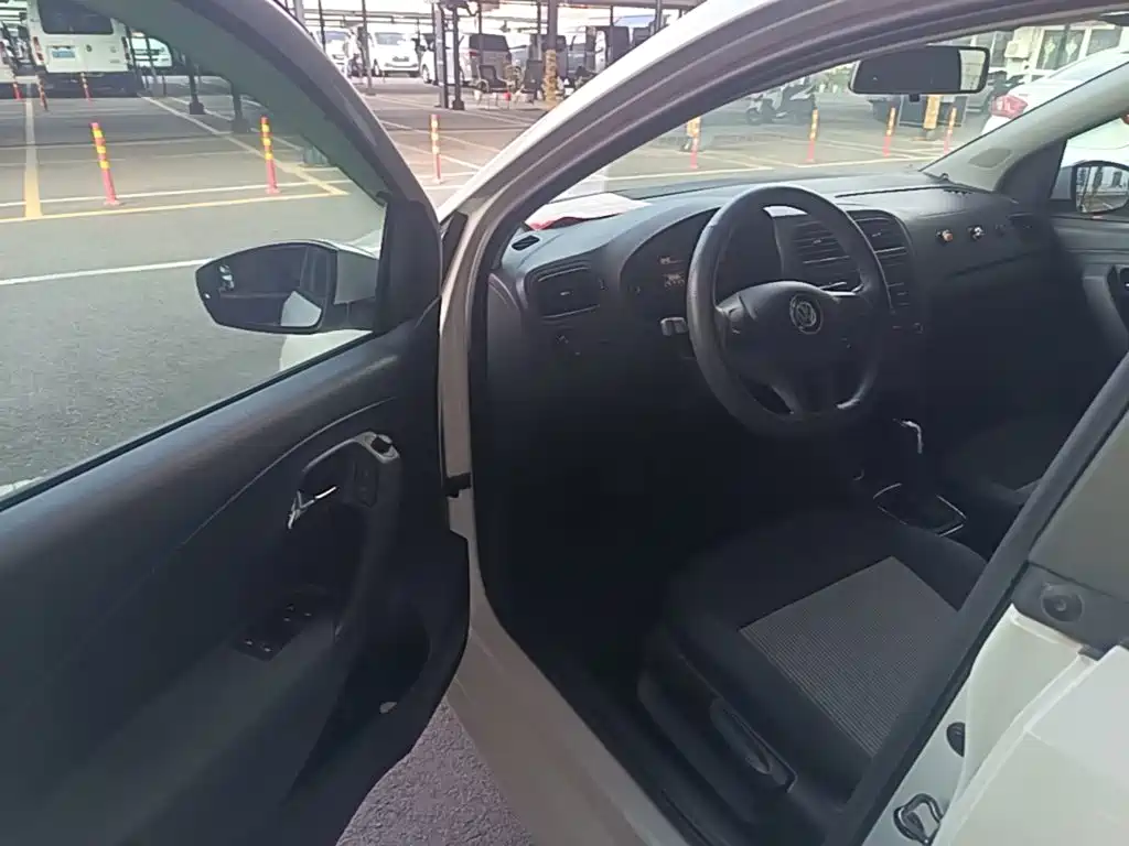 Volkswagen Polo — миниатюра 16